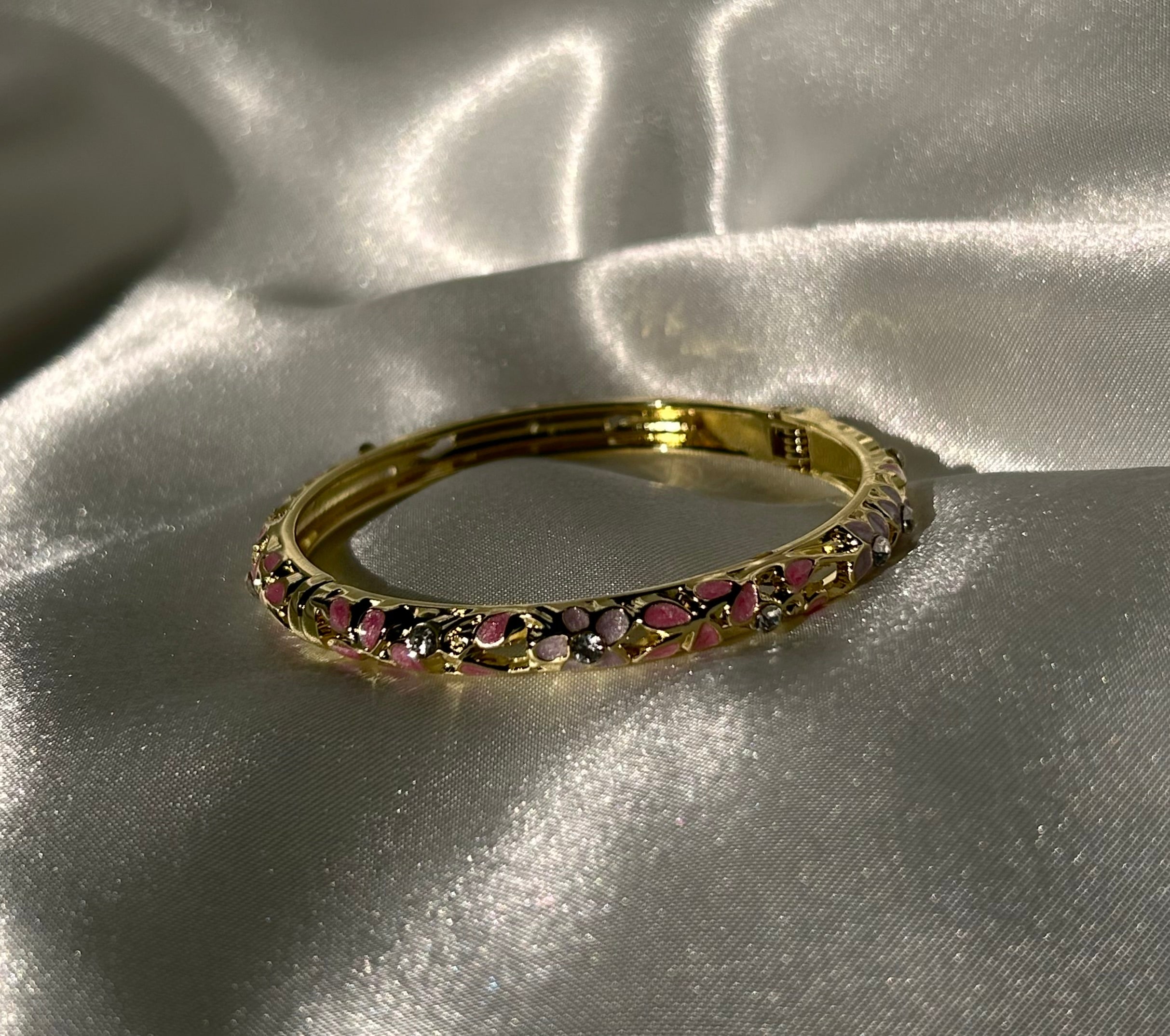 Lila Pink CelestialMoon Gemstone 18k Gold Plated Stainless Steel Bracelet