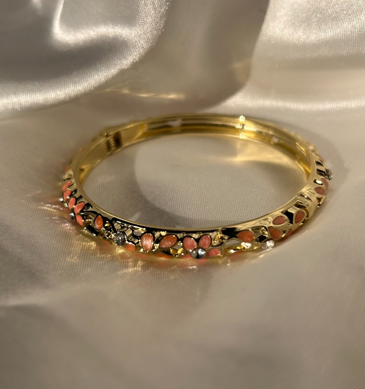 CORAL ELEGANCE GOLD PLATED BRACELET