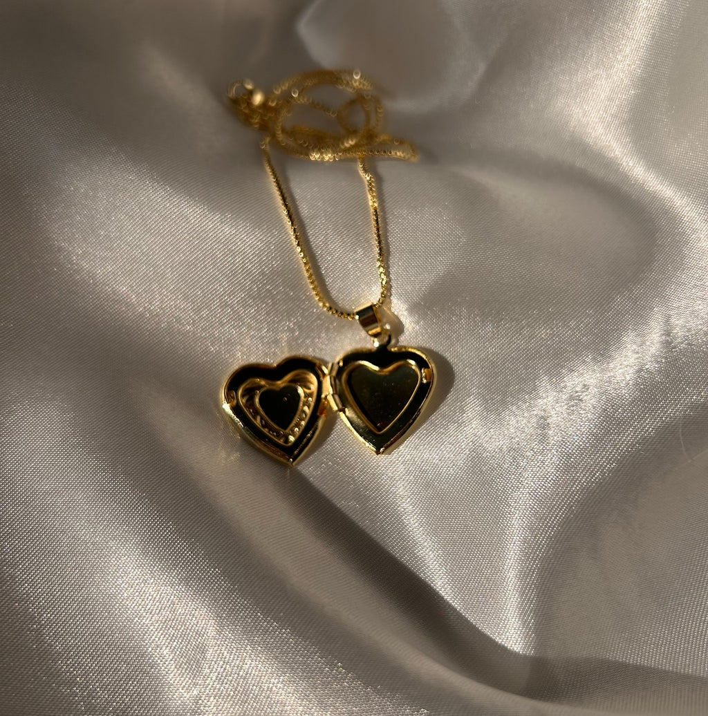 Gold Heart Photo Locket Necklace