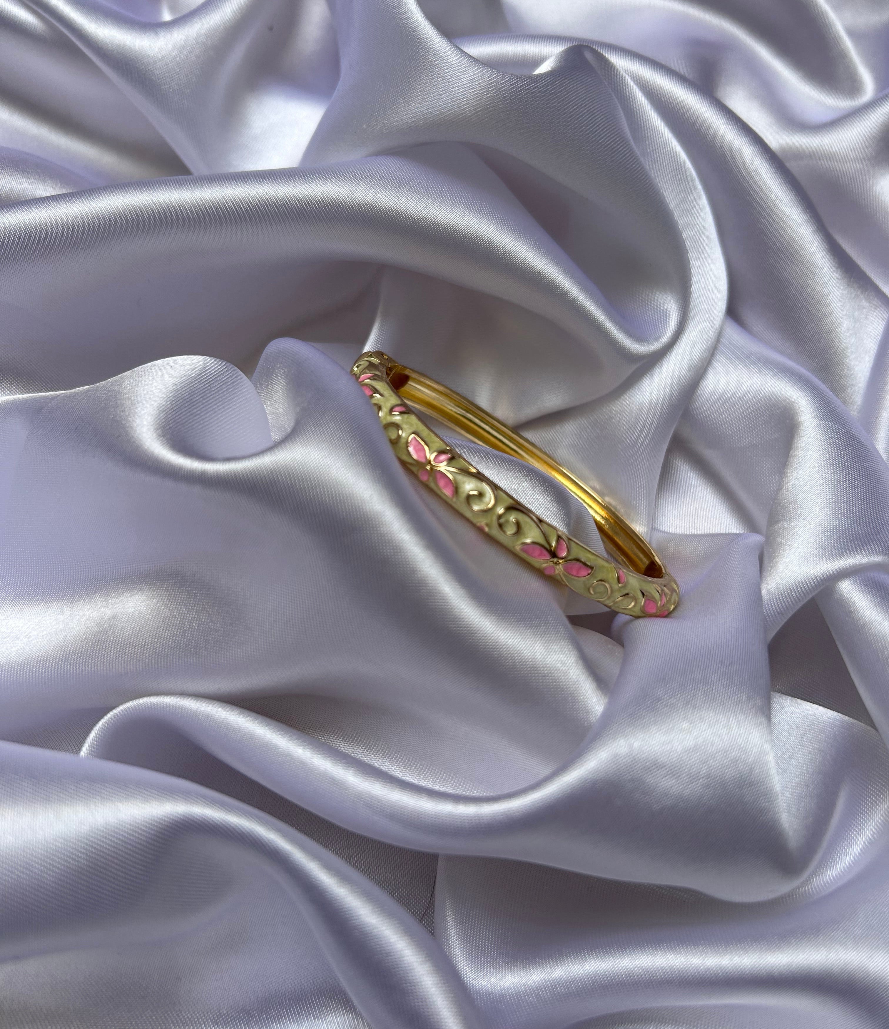 FLORA GOLD ENAMEL BANGLE